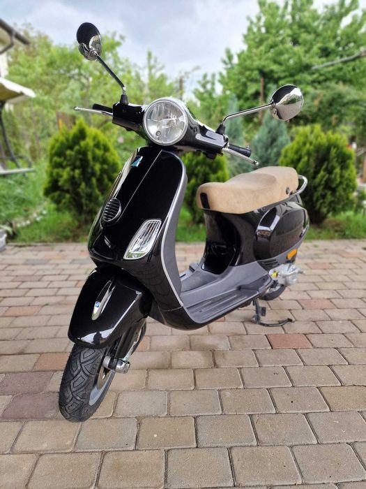 Piaggio Vespa Lx 50 4T-4 valve