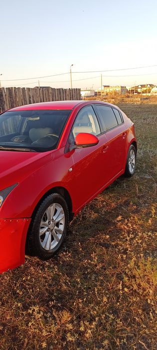 Продам Chevrolet Cruze