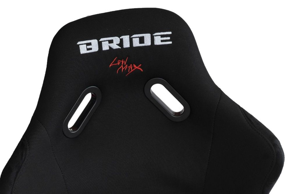 Спортна седалка тип корито BRIDE XL размер