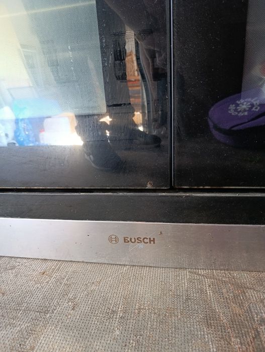 Професионална готварска печка – 2 фурни + 5 газови котлона! 

Мощ