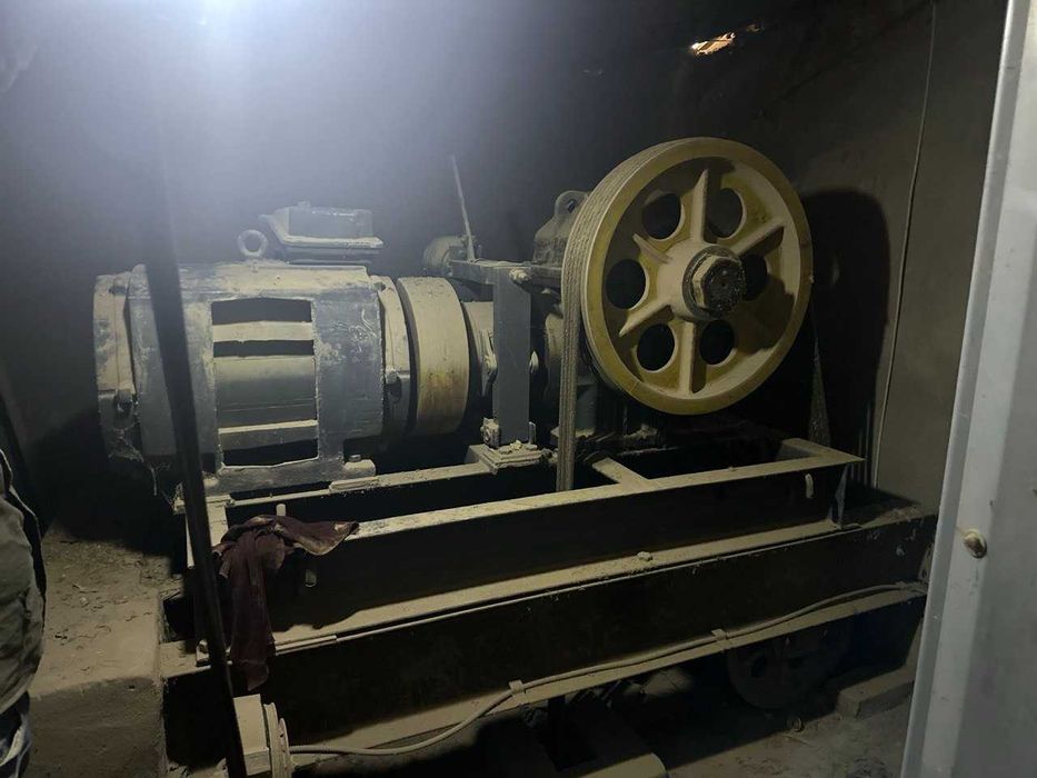 5Т Грузавой Лифт сотилади