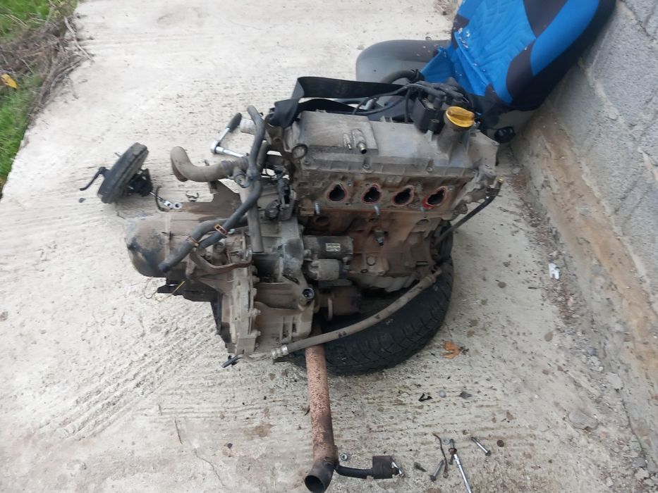 Vand motor 1.4 benzina ,an 2005 Dacia Logan