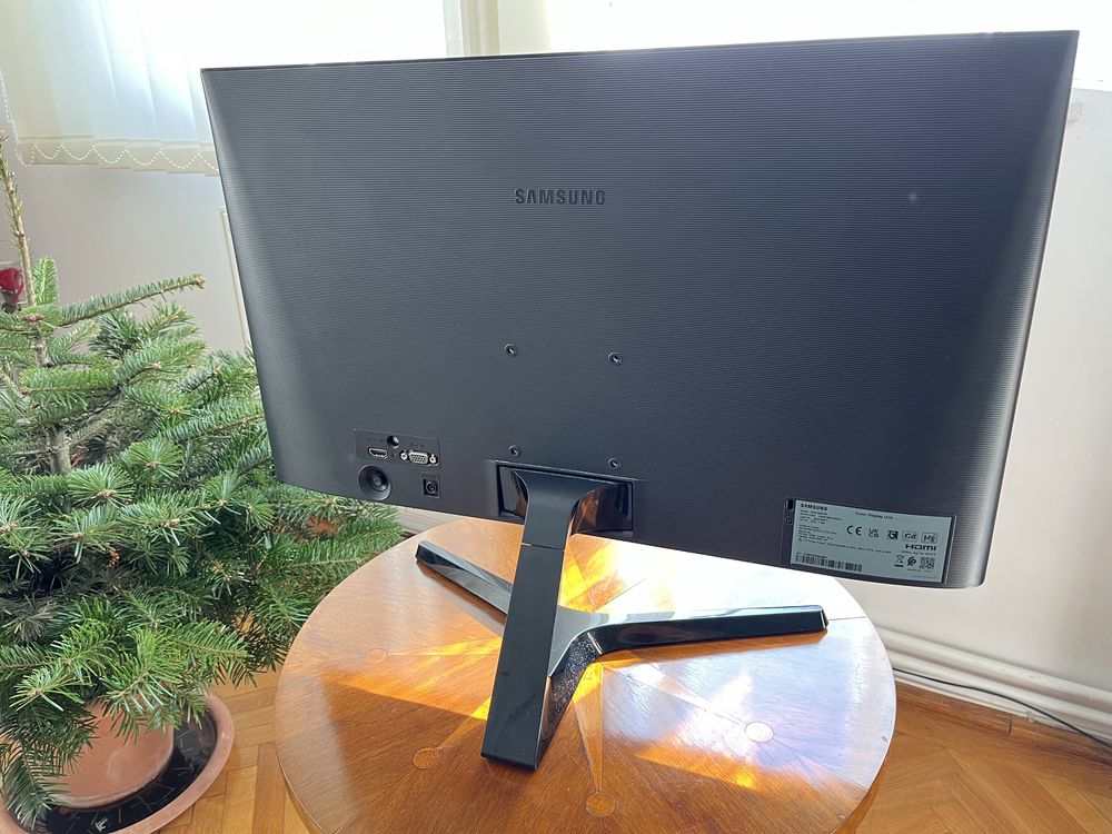 Monitor PC Samsung Full HD 1920p