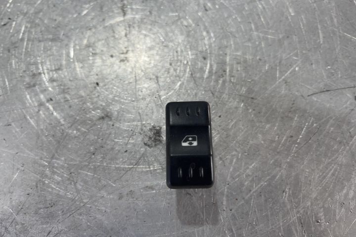 Buton geam 22681 Dacia Logan prima generatie