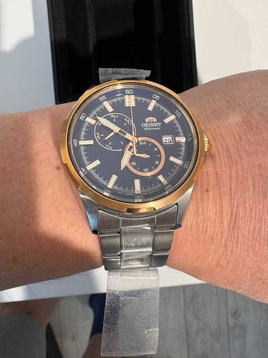 Часы ORIENT мужские механические новые RA-AK0601L