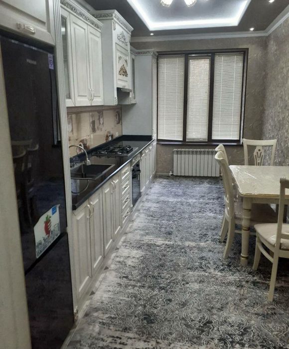 Novza metrosiga 2 daqiqa yurish masofada kvartira_Oilaga Bollarga