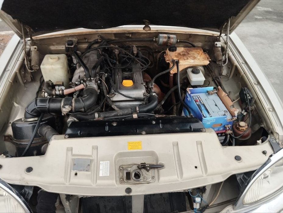 Volga 31105 sotiladi holati urtacha metan gaz bor