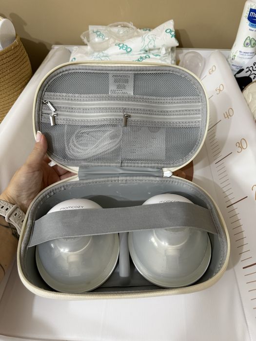 Momcozy M5 двойна помпа за кърма