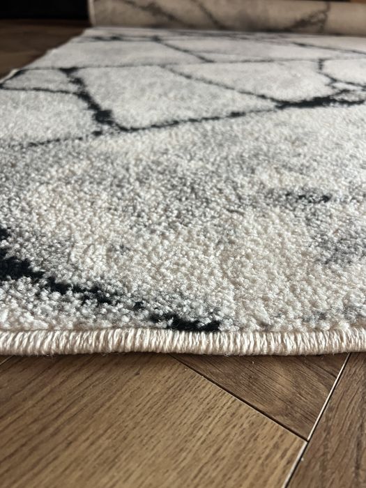 Covor LEROY MERLIN fir scurt