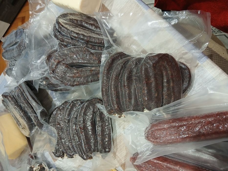 Домашни мезета с