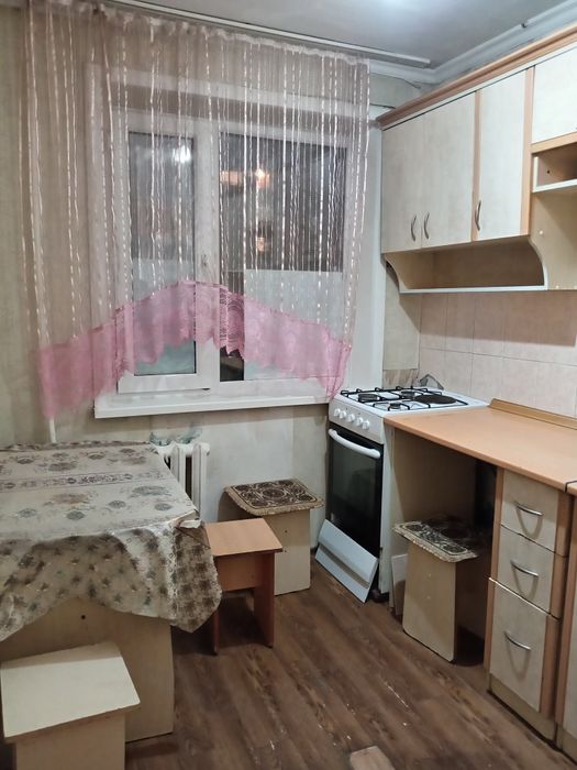 Сдаётся 2-х комнатная квартира  16 мкр 43 дом на долгий срок