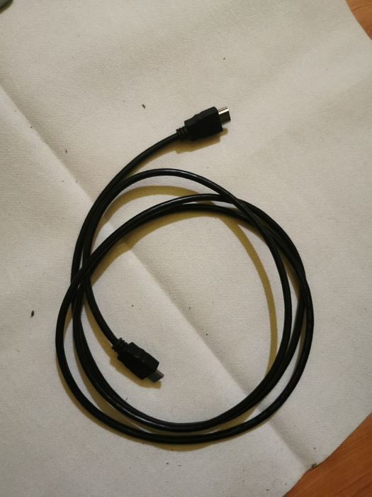 Cablu hdmi de 2 m