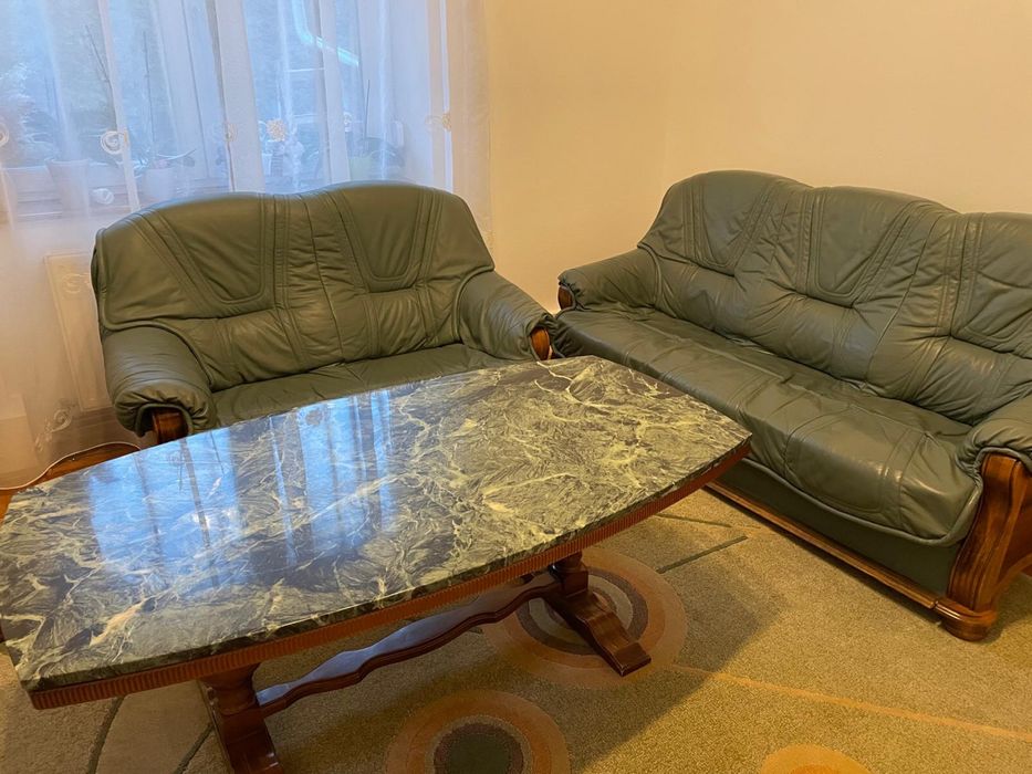 Canapele din piele cu masa din marmura