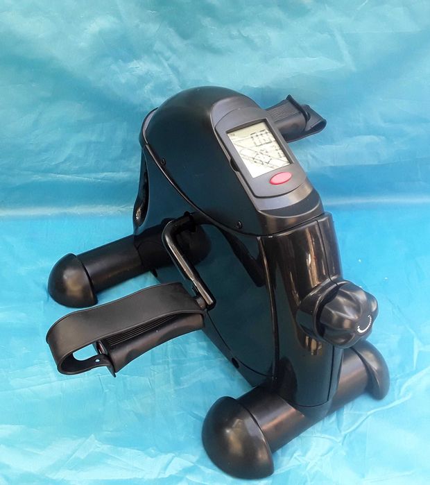 Aparat fitnes cu afisaj electronic LCD NOU - 150 Lei
