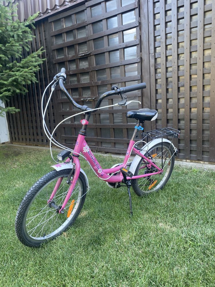 Bicicleta de copii culoare roz