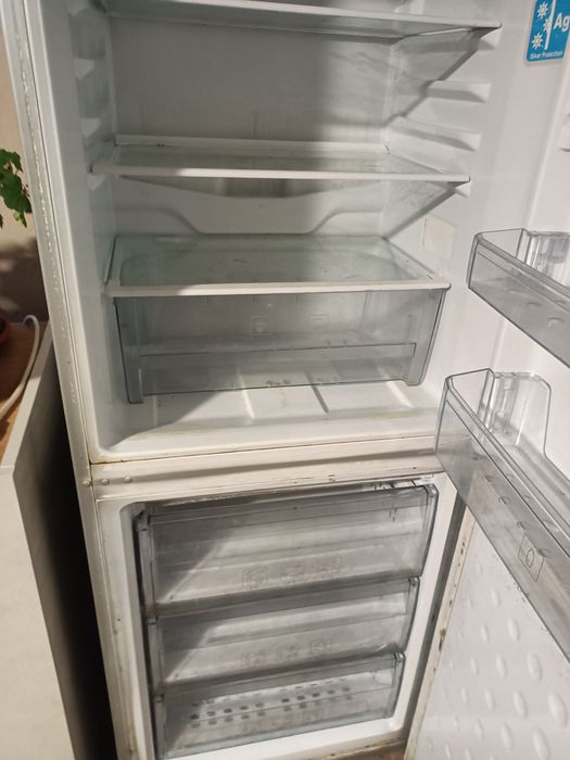 Хладилник фризер Беко