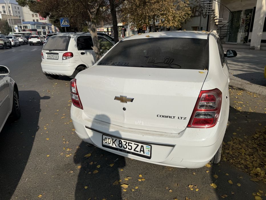 Cobalt 3 pazitsiya avtomat 2024 yil 15 300 km probeg