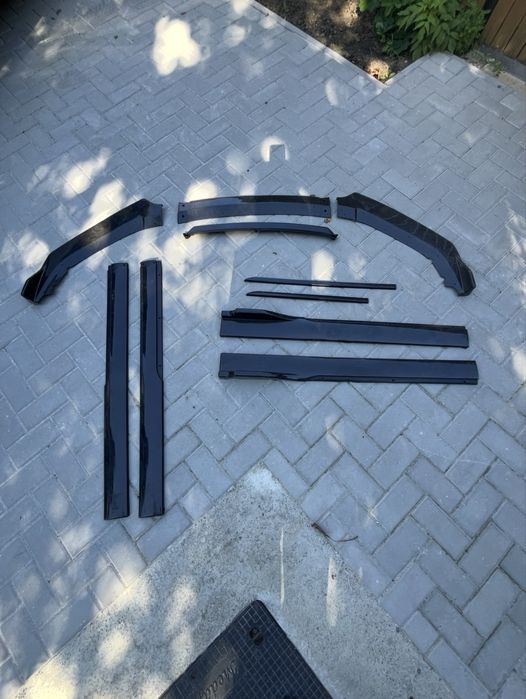 Lip + praguri universal bmw/skoda/volswagen