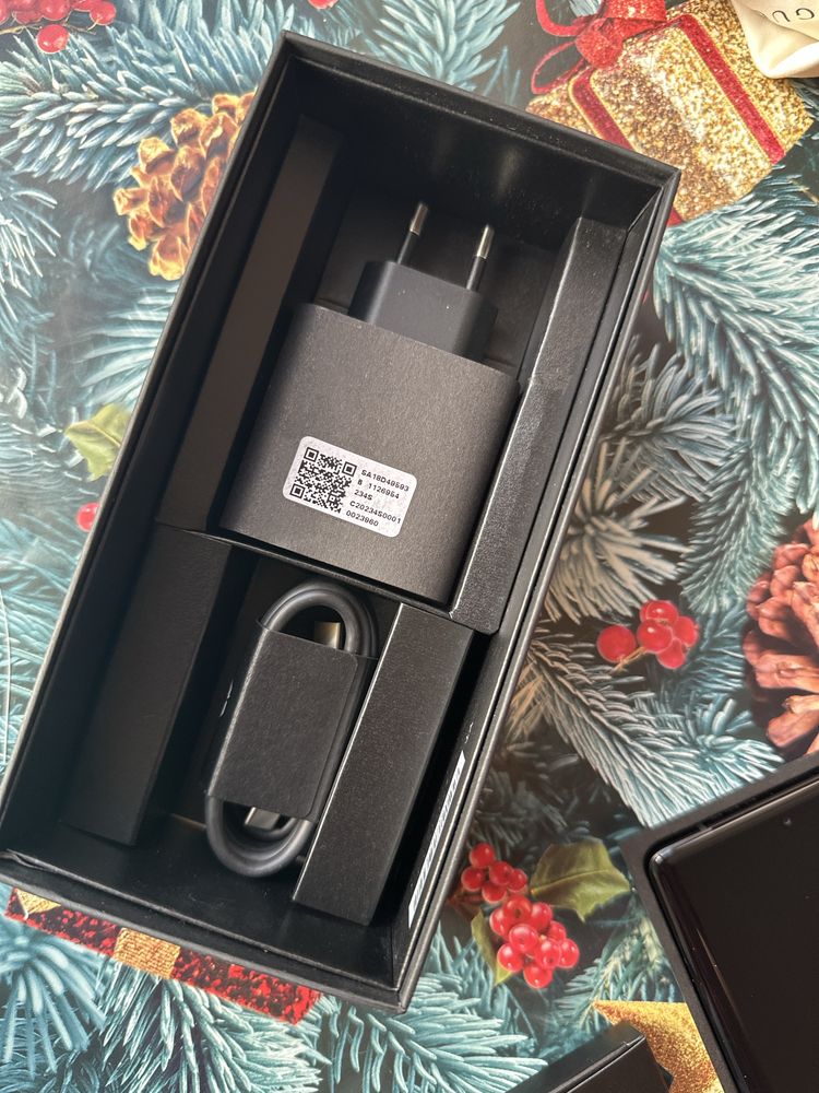 Motorola Edge 40 Pro 12/256gb