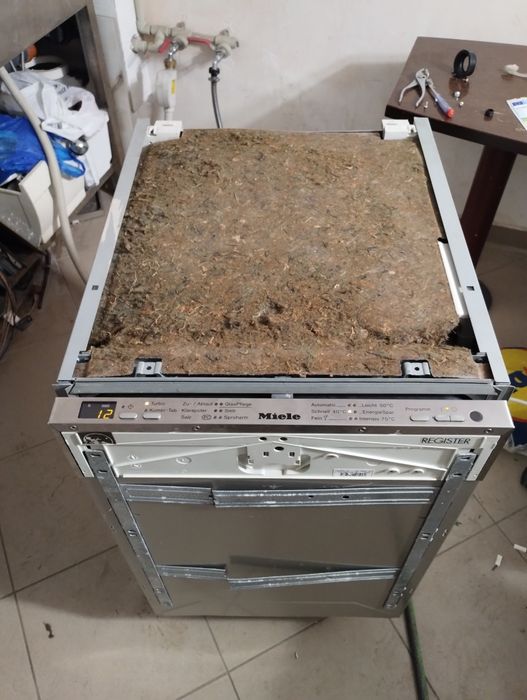 Съдомиялна Miele 45 см Пълно Вграждане