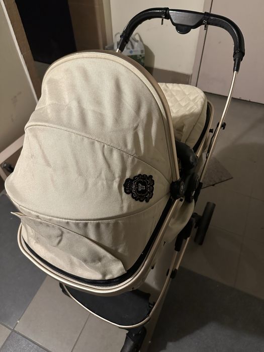 Продавам детска количка  kikka boo