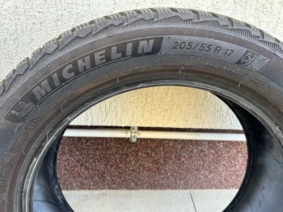 Anvelope Michelin de iarna Pilot Alpin 5 -205 / 55 -R17