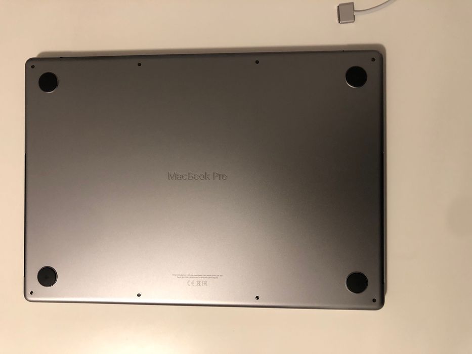 MacBook Pro M1 16 inch, 16 GB RAM, 512 SSD, Space Grey (garantie Flip)