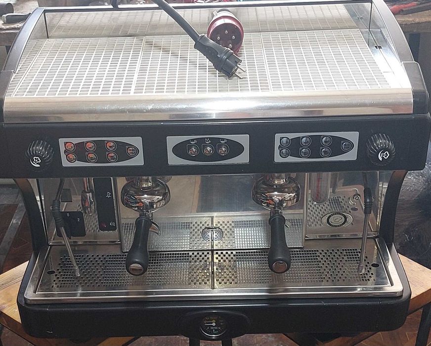 Профессиональная кофемашина Астория SAE.2-HS производство Италия