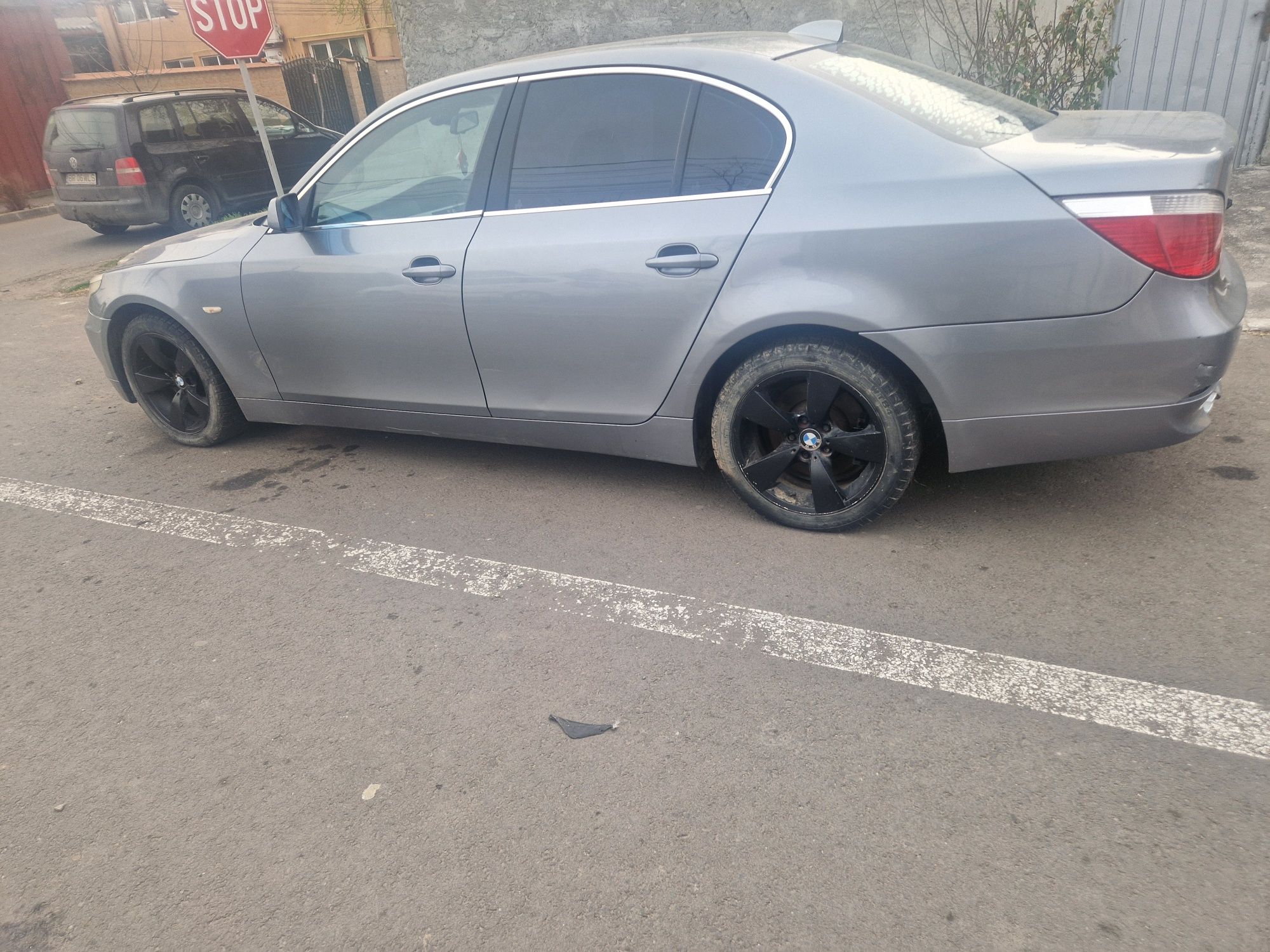 Dezmembrez bmw e60 automat și manual