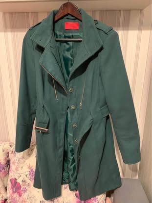 Елегантно дамско палто