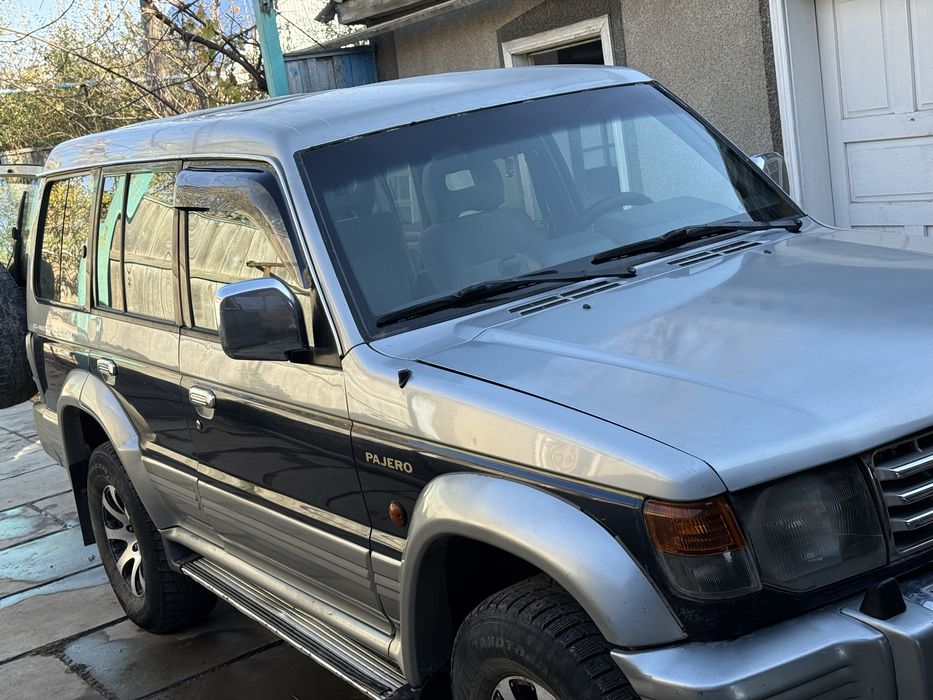 Продам Mitsubishi Pajeiro