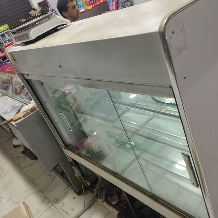 Magazin xaladilnik sotiladi