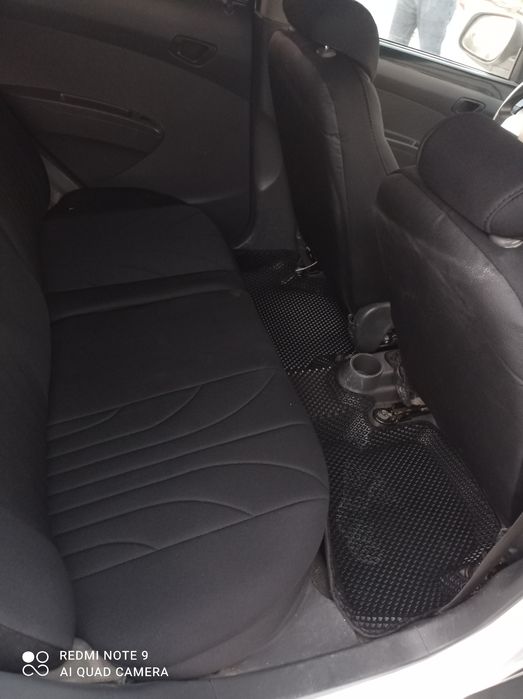 Moshina idiyalni xalotda kraska 1 ta eshikka