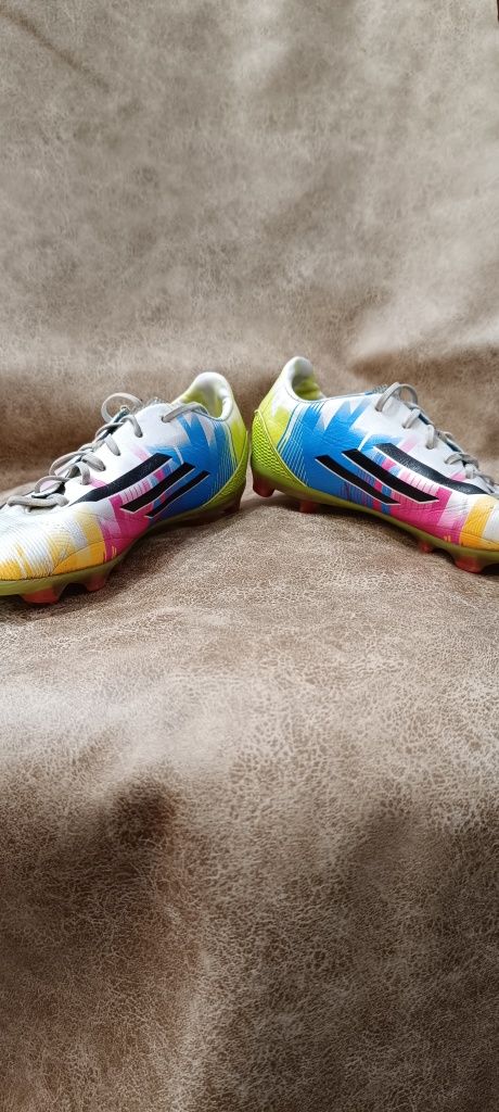 Бутонки Messi F50 adiZero Rainbow