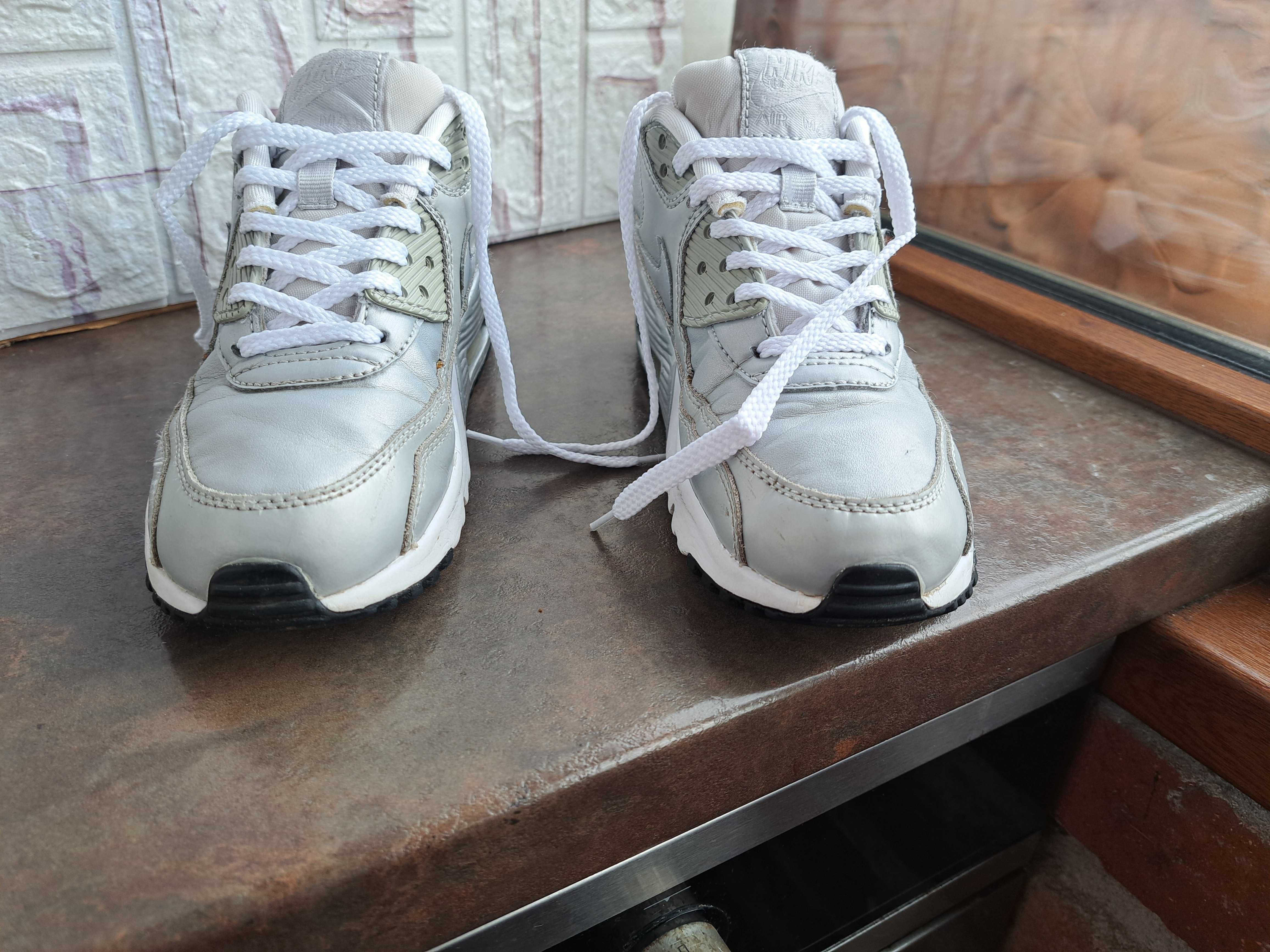 детски маратонки,кецове,спортни обувки,Nike Air Max,номер 35,5за момич
