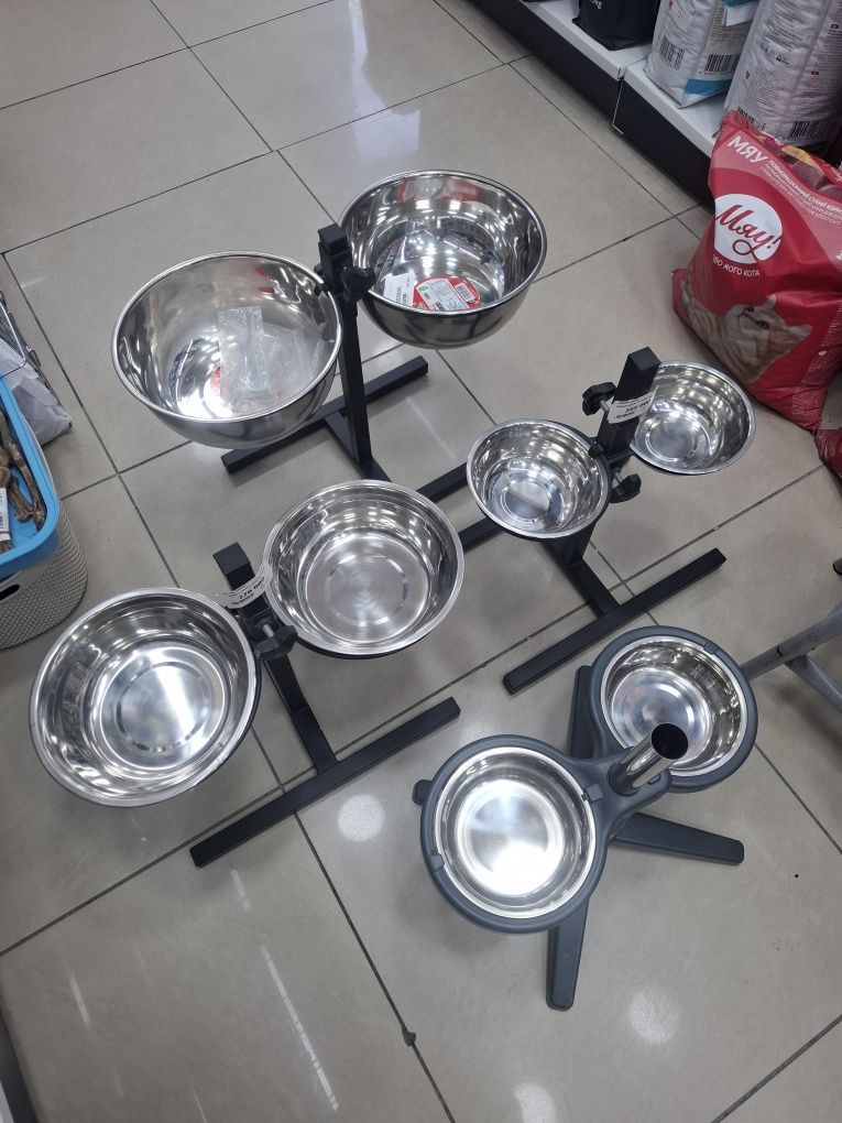 Миски для собак разных пород