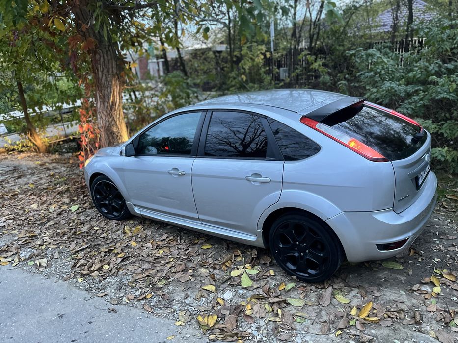 Vand urgent ford focus MK 2 faceliftul 2008 motor 1. 6 disel