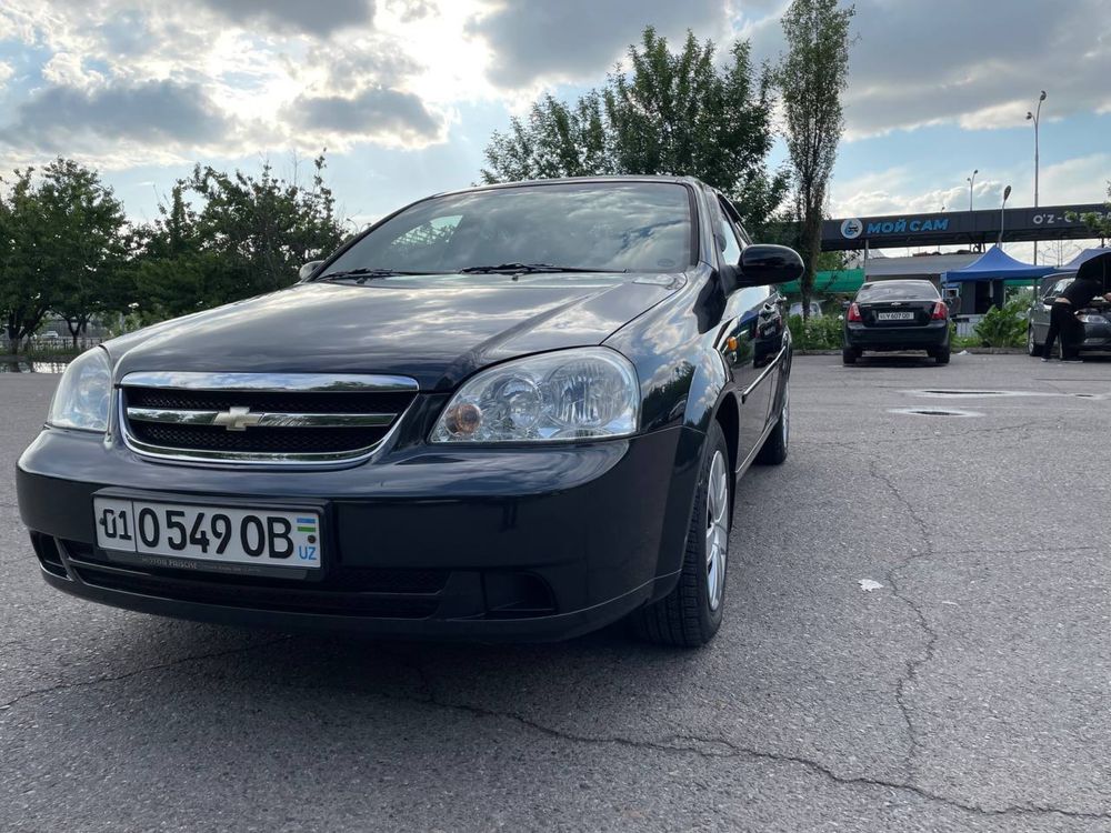 Lacetti 1.8 продается