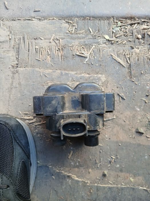 Катушка на мазду 626 смотрим на фото