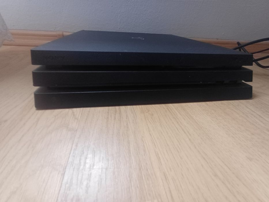 PlayStation 4 Pro plus FIFA 24  plus Controller