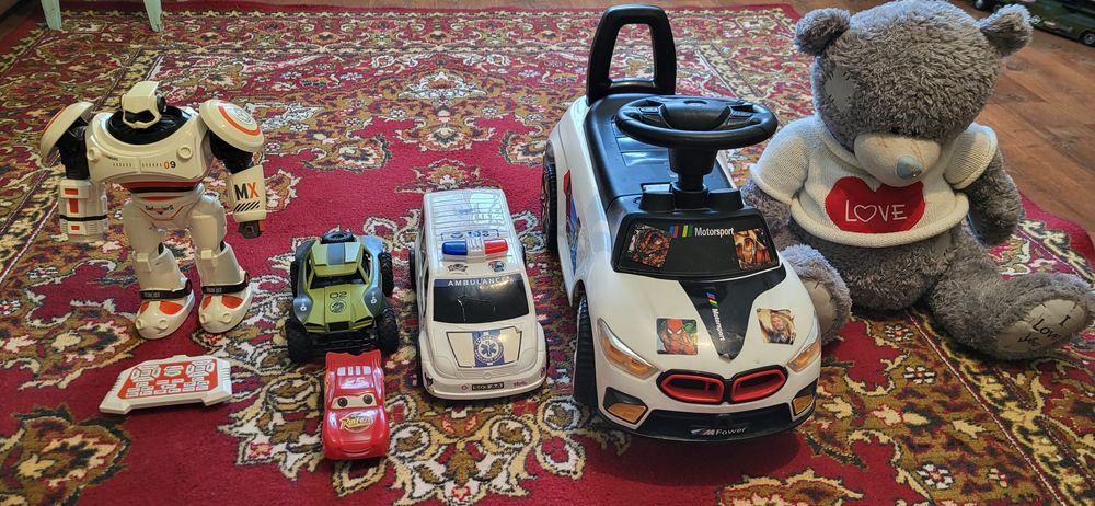 Продам Пакет игрушек