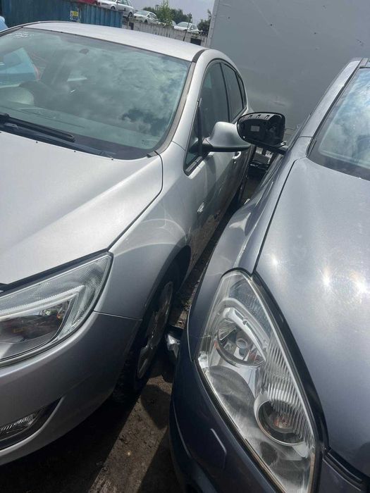 Dezmembrez Astra j 1.7cdti cod A17DTJ cutie 6 trepte