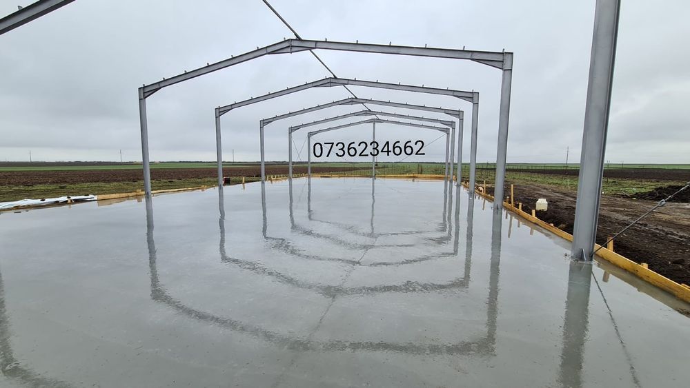 Vand hala pe structura metalica invelita cu panouri sandwchi  12x30x5