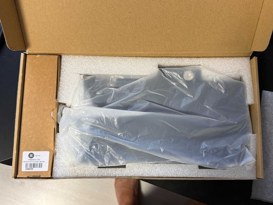 Waterblock EK Astral RTX 5080 ca nou | Waterblock EK-Quantum Vector 3