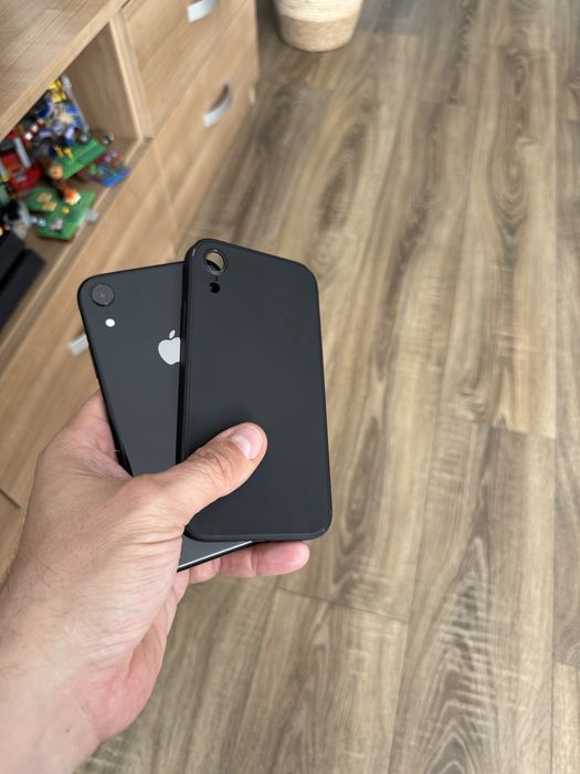 iPhone Xr black, memorie 64Gb, baterie 89%, husa, frumos