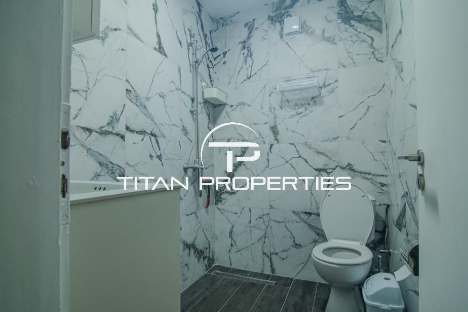 Многостаен апартамент под наем в Център