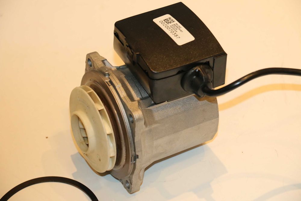 Pompa Wilo HB 15/4-1  centrala termica Saunier Duval Semia