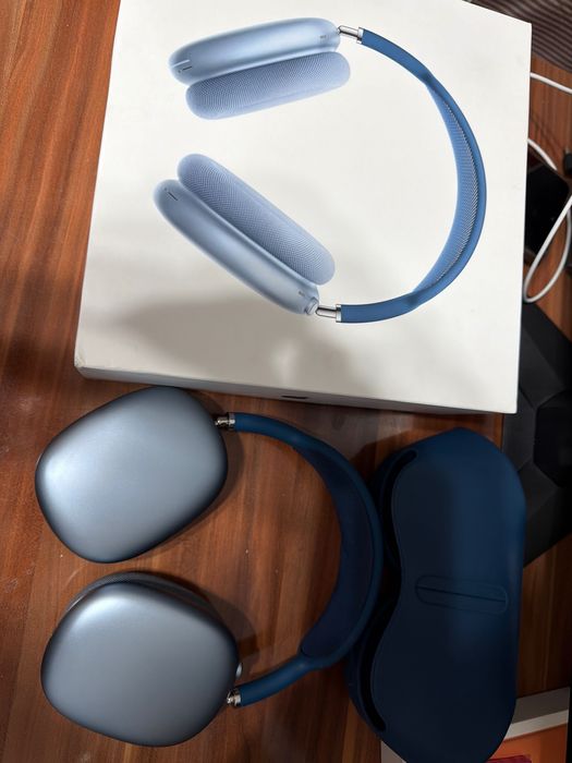 Продаю air pods max