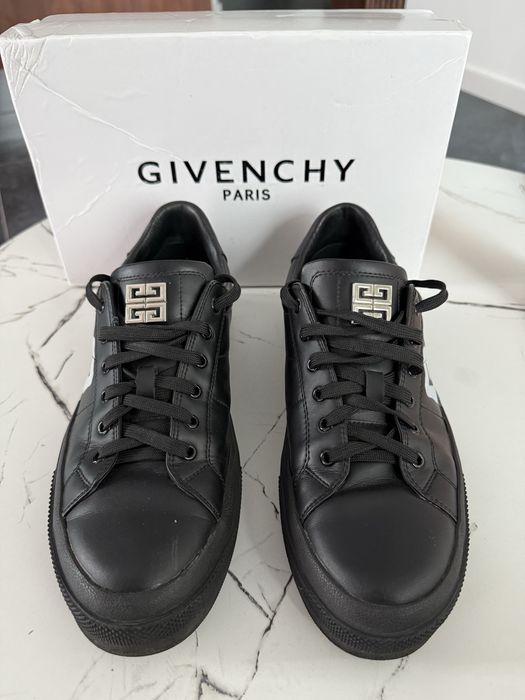 Обувки Cesare Paciotti