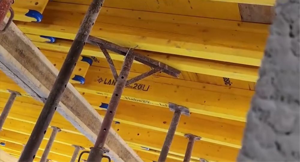 GRINDA H20 cofraje doka , lana , placa , planseu panouri , popi, furca